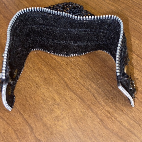 Monster High Black Gothic Sequins & Lace Cuff Snap Closure Bow Skeleton Bracelet - Picture 6 of 7